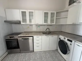 Pronájem bytu 3+1, Chomutov, Školní, 80 m2