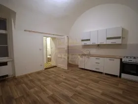 Pronájem bytu 3+1, Jaroměř - Josefov, Školní, 79 m2