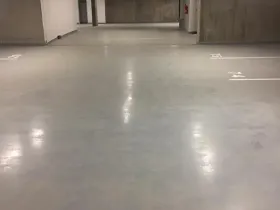 Pronájem garážového stání, Praha - Dolní Počernice, Černodolská, 14 m2