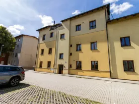 Prodej bytu 1+1, Praha - Satalice, Za Novákovou zahradou, 31 m2