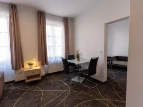 Pronájem bytu 2+kk, Praha - Břevnov, Bělohorská, 46 m2