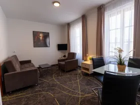 Pronájem bytu 2+kk, Praha - Břevnov, Bělohorská, 46 m2