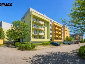Pronájem bytu 2+kk, Hradec Králové - Třebeš, Ve Stromovce, 70 m2