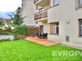Pronájem bytu 2+kk, Praha, Hlubočepská, 160 m2
