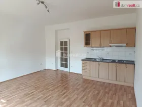 Pronájem bytu 1+kk, Praha - Strašnice, Za poštou, 35 m2