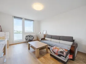Pronájem bytu 2+kk, Jihlava, Březinova, 53 m2