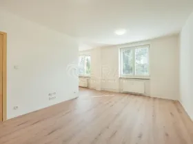 Pronájem bytu 2+kk, Praha - Hloubětín, Zelenečská, 53 m2