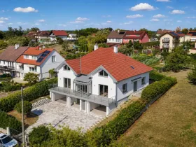 Prodej rodinného domu, Pohořelice - Nová Ves, 408 m2
