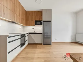 Pronájem bytu 2+kk, Pardubice - Ohrazenice, U Sportovní školy, 50 m2