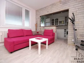Pronájem bytu 2+kk, Břeclav, Na Valtické, 44 m2