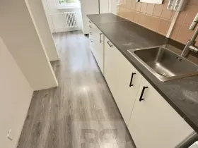 Pronájem bytu 3+1, Praha - Hlubočepy, Prosluněná, 74 m2