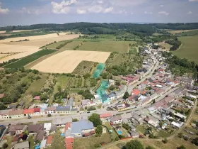 Prodej rodinného domu, Roštění, 450 m2
