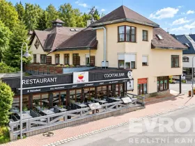 Prodej restaurace, Harrachov, 528 m2