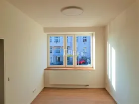 Pronájem bytu 2+kk, Praha - Libeň, Primátorská, 55 m2