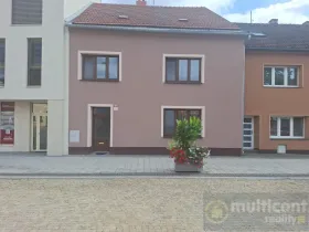 Prodej rodinného domu, Rousínov, Sušilovo náměstí, 175 m2
