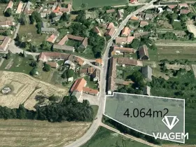 Prodej podílu zahrady, Starý Petřín, 2032 m2