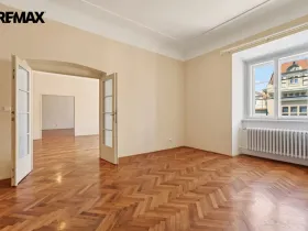 Pronájem bytu 3+1, Praha - Staré Město, Staroměstské náměstí, 130 m2
