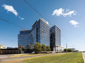 Pronájem kanceláře, Praha - Libeň, Českomoravská, 1116 m2