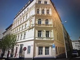 Pronájem bytu 2+1, Praha - Vinohrady, Záhřebská, 71 m2
