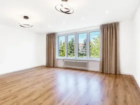 Prodej bytu 4+kk, Praha - Hodkovičky, Stavbařů, 85 m2