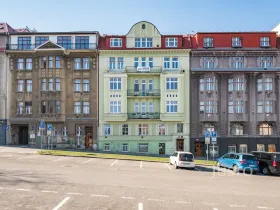 Pronájem bytu 2+1, Liberec, nám. Tržní, 68 m2