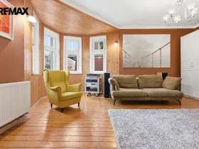 Prodej bytu 4+1, Karlovy Vary, Ondříčkova, 87 m2
