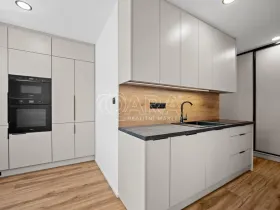 Prodej bytu 2+1, Strakonice - Strakonice II, Bezděkovská, 42 m2