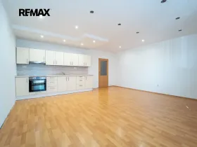 Pronájem bytu 1+kk, Kutná Hora, Tyršova, 43 m2