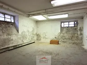 Pronájem skladu, Valašské Meziříčí, Poláškova, 24 m2