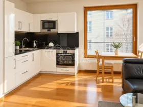Pronájem bytu 2+kk, Praha - Holešovice, Komunardů, 57 m2