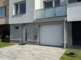 Prodej rodinného domu, Hradec Králové - Plotiště nad Labem, Zahrádkářská, 122 m2