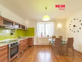 Prodej bytu 3+1, Vojtanov, Nádražní čtvrť, 83 m2