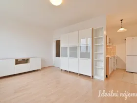 Pronájem bytu 2+kk, Brno - Židenice, Valtická, 40 m2