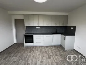 Pronájem bytu 2+1, Huslenky, 80 m2