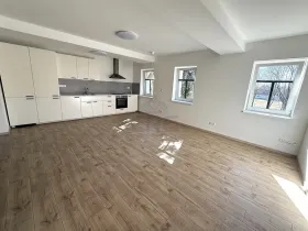 Pronájem bytu 4+kk, Rostěnice-Zvonovice, 111 m2