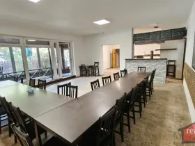 Prodej komerční nemovitosti, Nupaky, Nupacká, 241 m2