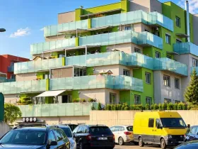Pronájem bytu 2+kk, Praha - Řeporyje, Kakosova, 50 m2