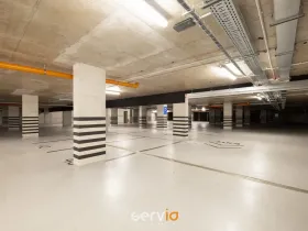 Pronájem garážového stání, Brno, Bratislavská, 13 m2