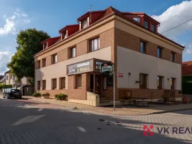 Prodej činžovního domu, Praha - Horní Počernice, Rožnovská, 577 m2