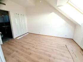 Pronájem bytu 4+kk, Praha - Dolní Chabry, Do rybníčků, 112 m2