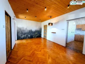 Prodej bytu 3+1, Rožnov pod Radhoštěm, 61 m2