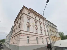 Prodej bytu 1+1, Praha, 36 m2