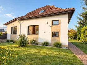 Prodej rodinného domu, Úvaly, Jeronýmova, 206 m2