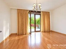 Prodej bytu 1+kk, Praha - Košíře, Plzeňská, 36 m2