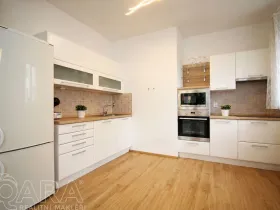 Pronájem bytu 3+kk, Praha - Podolí, Dvorecká, 80 m2