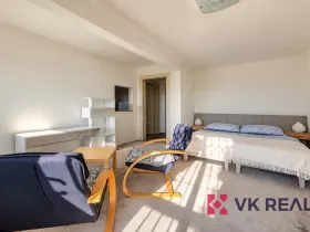Pronájem bytu 1+1, Praha - Střešovice, Nad octárnou, 40 m2