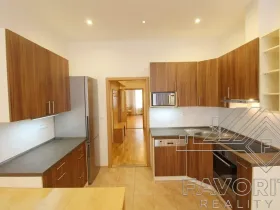 Prodej bytu 1+1, Praha - Karlín, Křižíkova, 49 m2