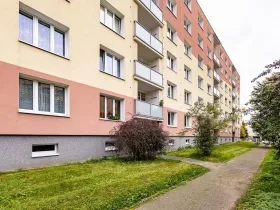 Prodej bytu 2+1, Praha - Hostivař, Tenisová, 66 m2