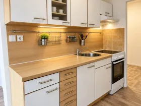 Pronájem bytu 3+1, Klášterec nad Ohří - Miřetice u Klášterce nad Ohří, Jana Ámose Komenského, 76 m2
