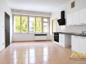 Pronájem bytu 3+1, Hradec Králové, Nerudova, 95 m2